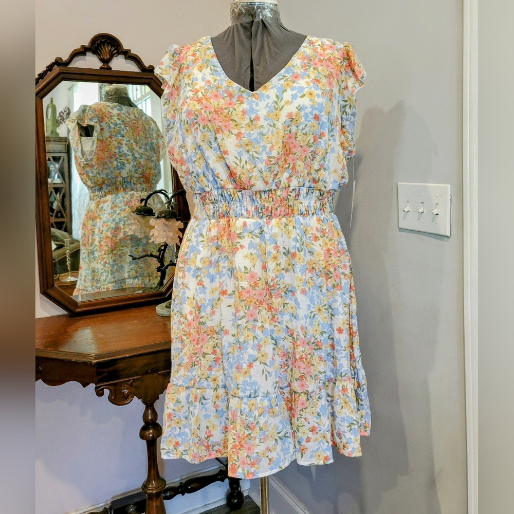 NWT 3X Ruffle Sleeve Floral Dress